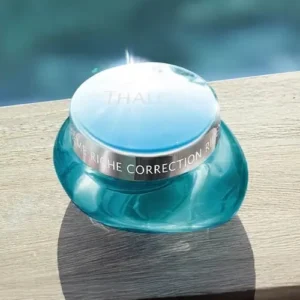 Crema rica antiarrugas Thalgo Hyalu-Procollagène con ácidos hialurónicos y procolágeno marino para piel nutrida y arrugas rellenadas en Estética Ito.